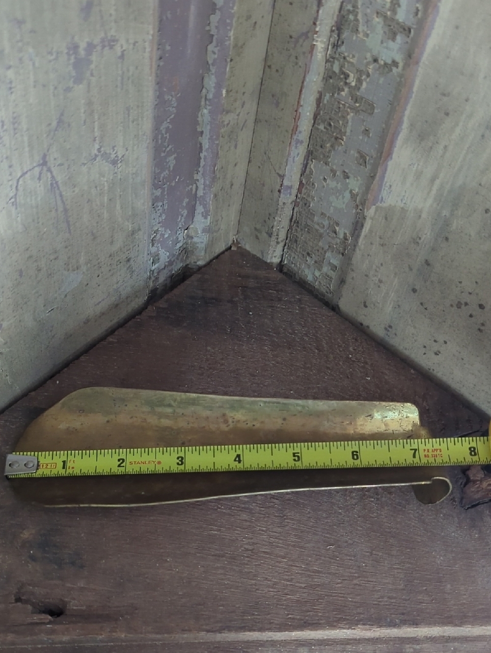 Antique Brass Shoehorn With Curved Handle and Patina 1800s Vintage - Picture 5 of 6